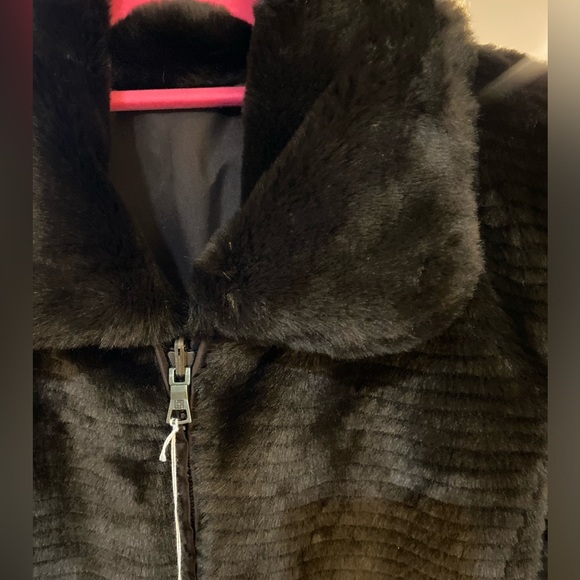 Liz Claiborne Reversible Faux Fur Vest - Size L - Picture 3 of 7